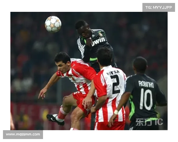 奥林匹亚科斯历史性夺冠之路：从奋力拼搏到巅峰荣耀的传奇征程